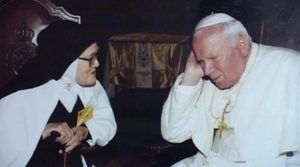 fatima-pope-john-paul2-sister-lucia